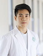 学生：チュオン　コンフィ