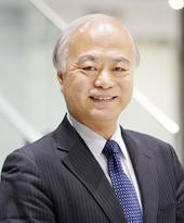 医学部長 河上 裕 教授